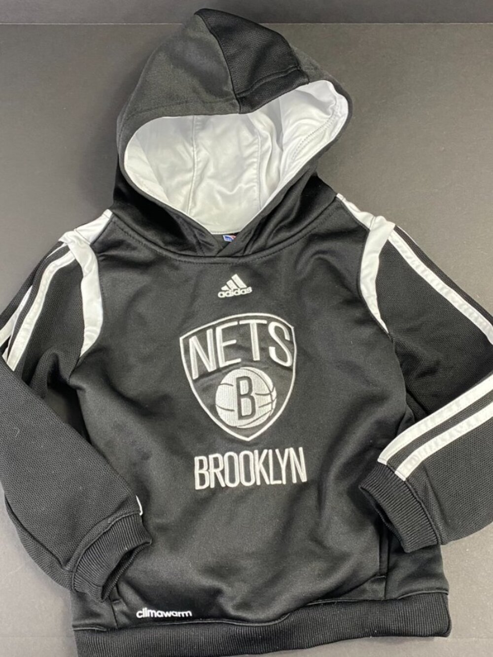 Adidas Brooklyn Nets Hooded Sweater Size 4T